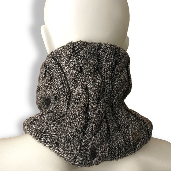 Women’s HEAT Holders Neck Warmer Heatweaver Brown - Picture 5 of 13
